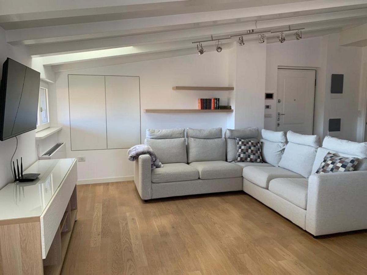Cairoli7Novate-Mansarda Apartment Novate Milanese Exterior foto